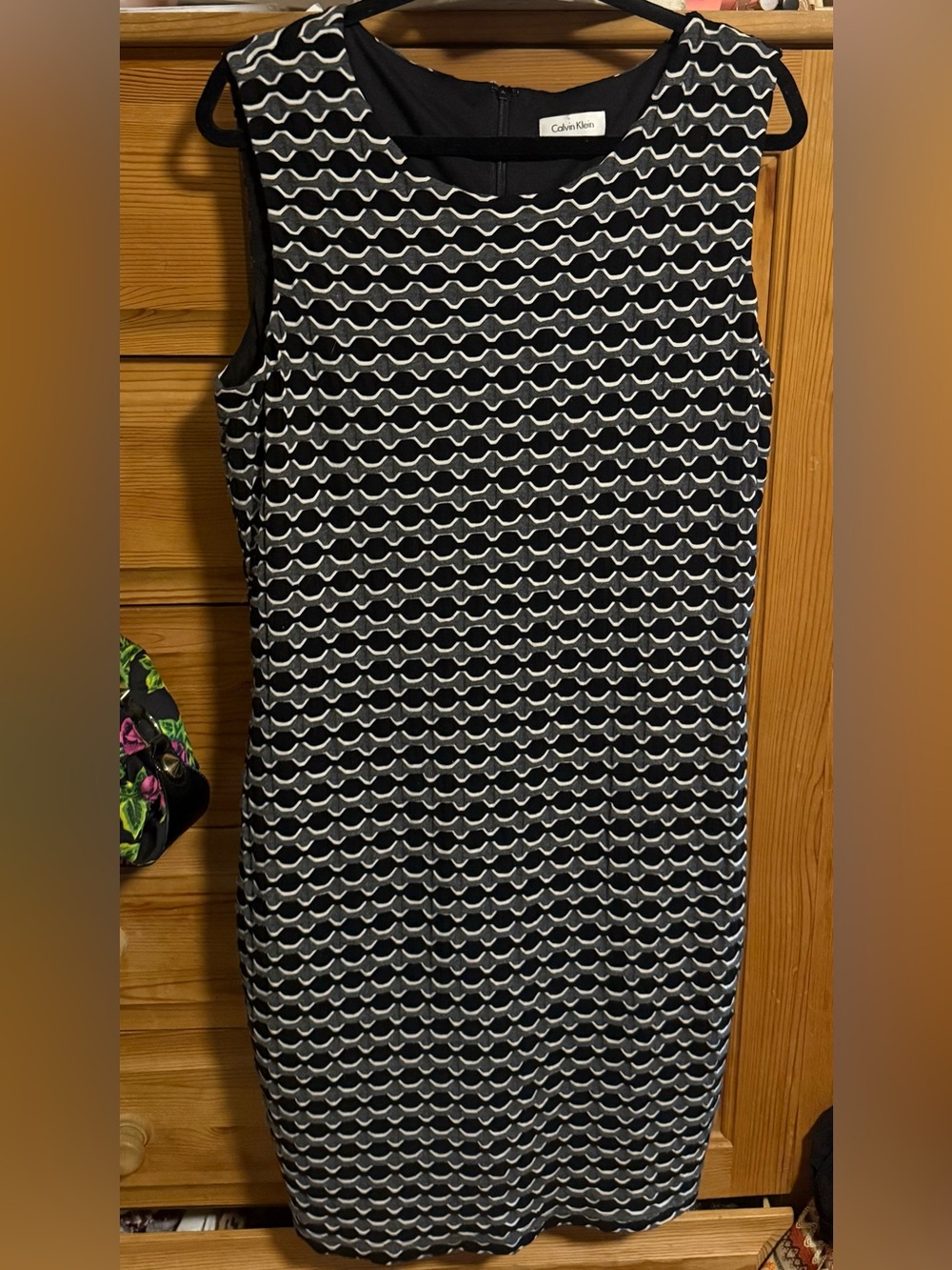 Calvin Klein Black & White Geometric Patterned Sheath Dress